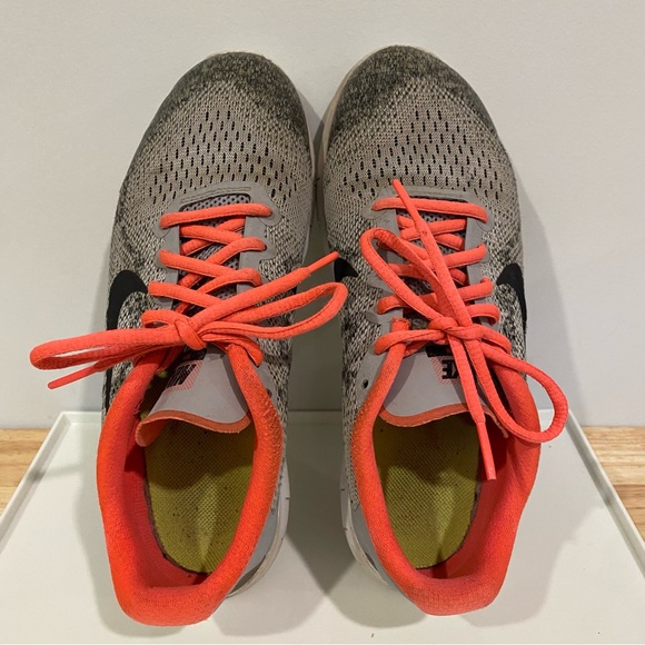 NIKE Free • 6.5 Y • equiv. to 8 women’s - Picture 8 of 14
